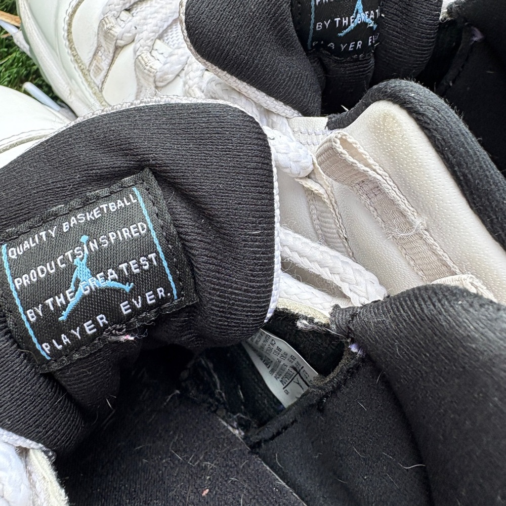 🔥 Nike Air Jordan 11 Retro "Legend Blue" 378038-104 | Size 6.5Y 👟 OG Colorway - Picture 3 of 13